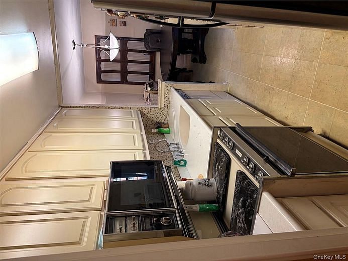 84-29 153 Avenue #4N