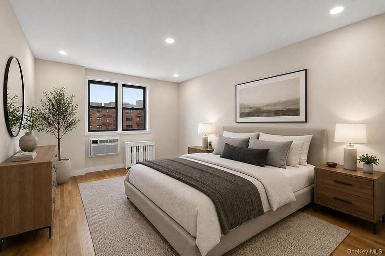 84-29 155 Avenue #5J