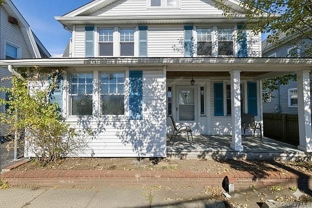 Image 1 of 17 for 84 2nd Street #80 in Long Island, Mineola, NY, 11501