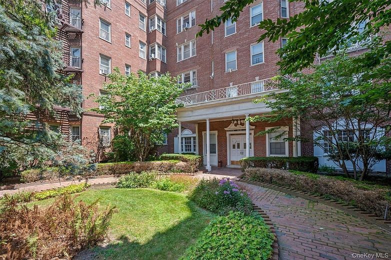 8449 168th Street #2U
