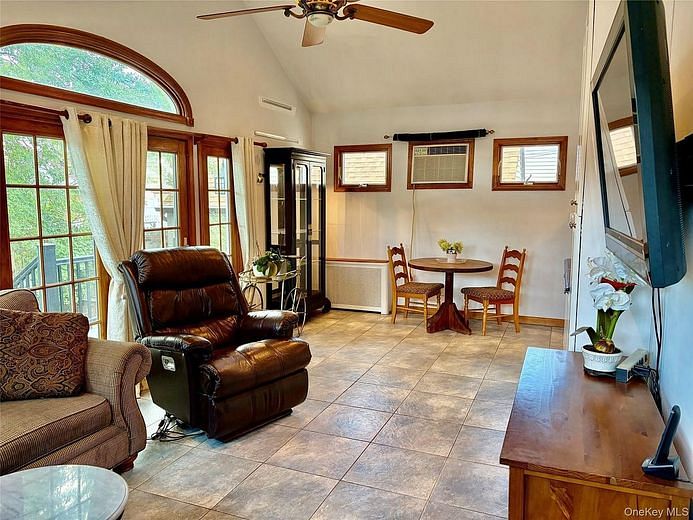 8456 252nd Street