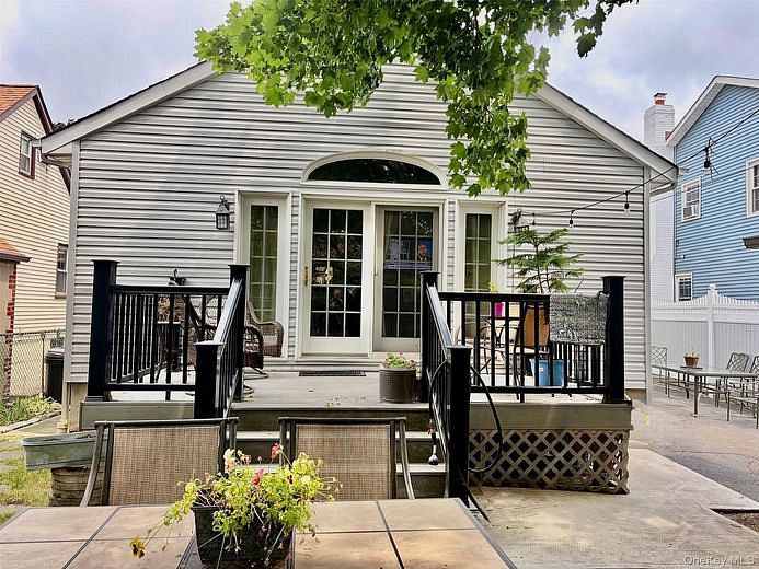 8456 252nd Street