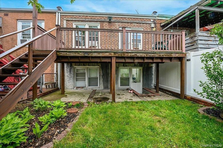 8458 Little Neck Parkway