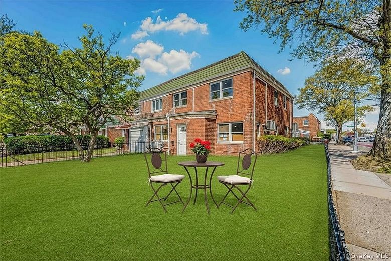 8459 Goldington Court