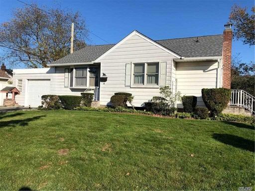 Image 1 of 16 for 4 Eleanor Drive in Long Island, Massapequa, NY, 11758