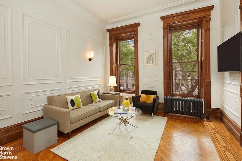 846 President Street #2