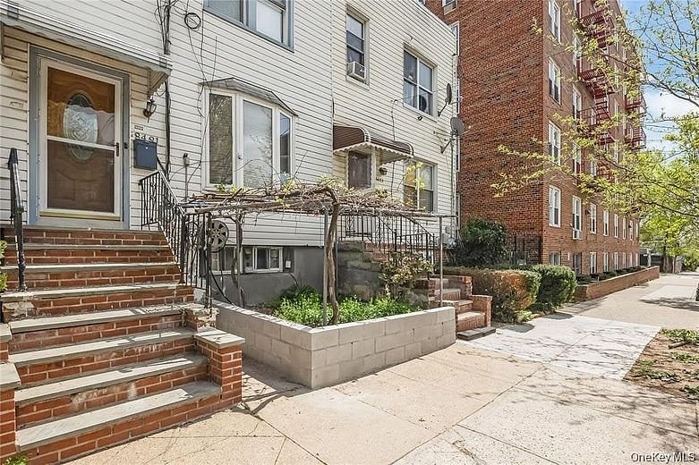 8481 127th Street