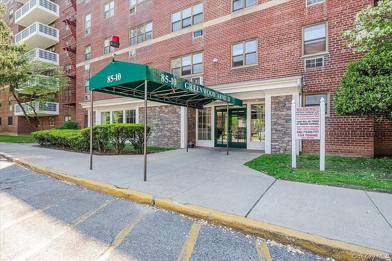 85-10 151 Avenue #5E