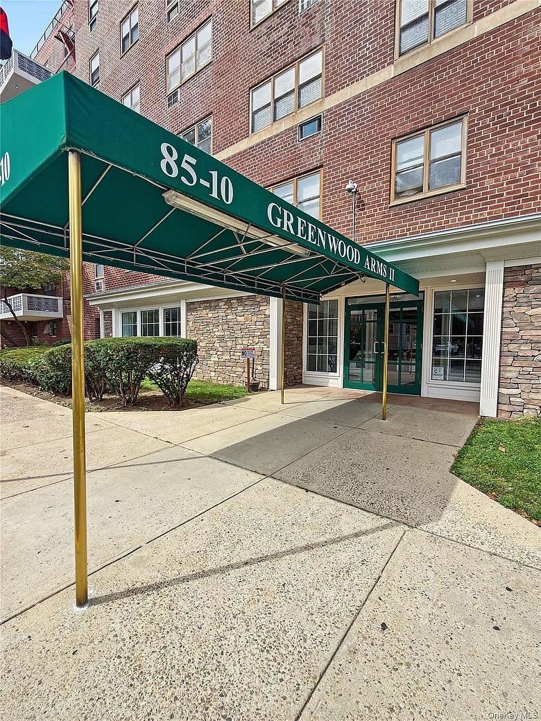 85-10 151st Ave #5G