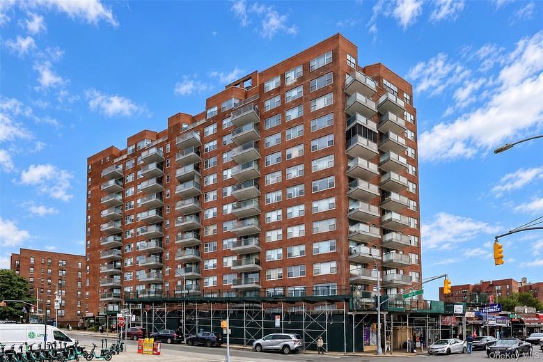 85-15 Main Street #10G