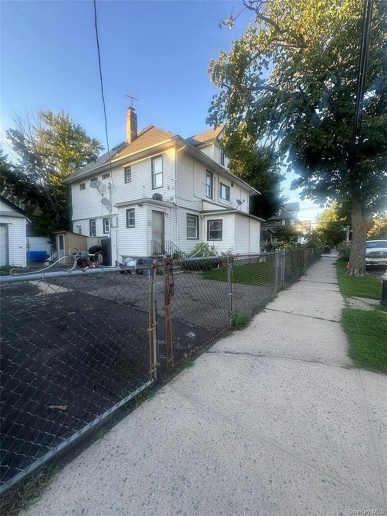 85-56 106th Street