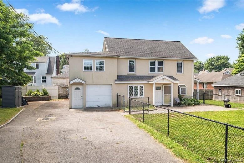 85 Bleloch Avenue