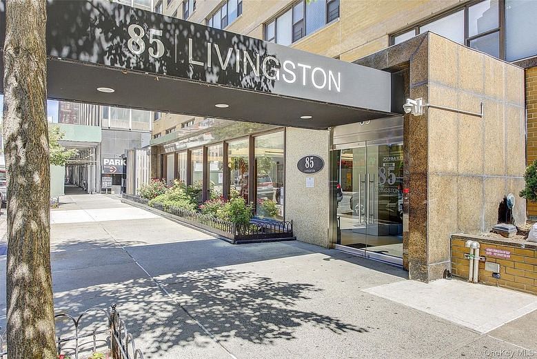 85 Livingston Street #8O