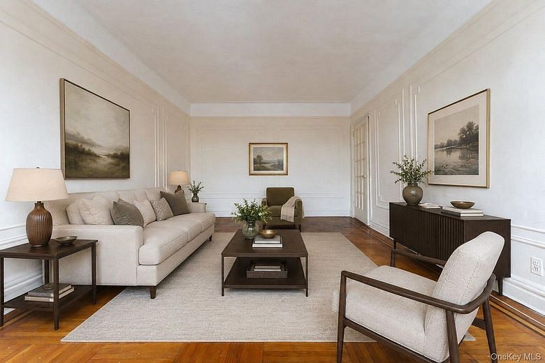 850 Saint Marks Avenue #4