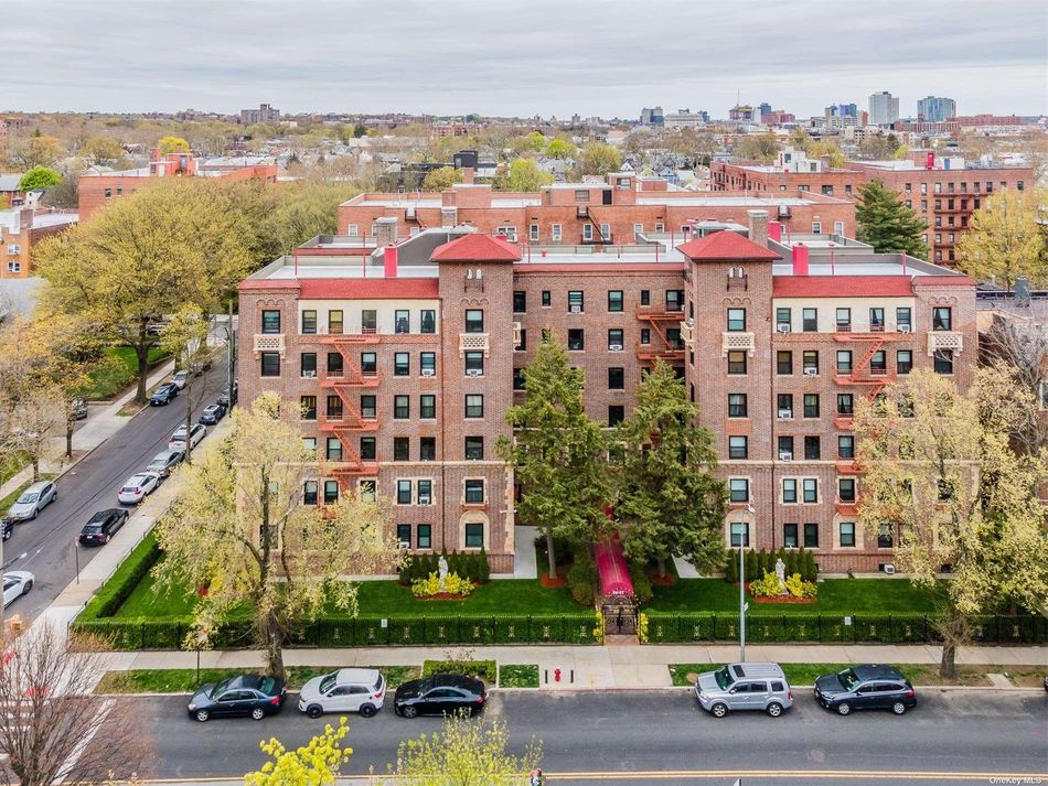 Image 1 of 16 for 8511 Lefferts Blvd #1D in Queens, Kew Gardens, NY, 11415