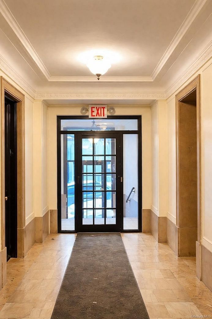 854 W 181st Street #4C