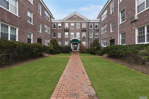 Image 1 of 19 for 1 Meadow Drive #2B in Long Island, Woodmere, NY, 11598