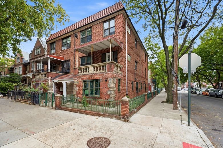 86-02 Elmhurst Avenue