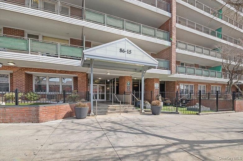 86-15 Broadway #4B