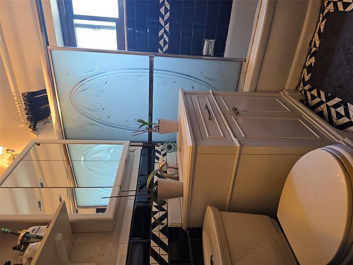 86 -70 Francis Lewis #A55