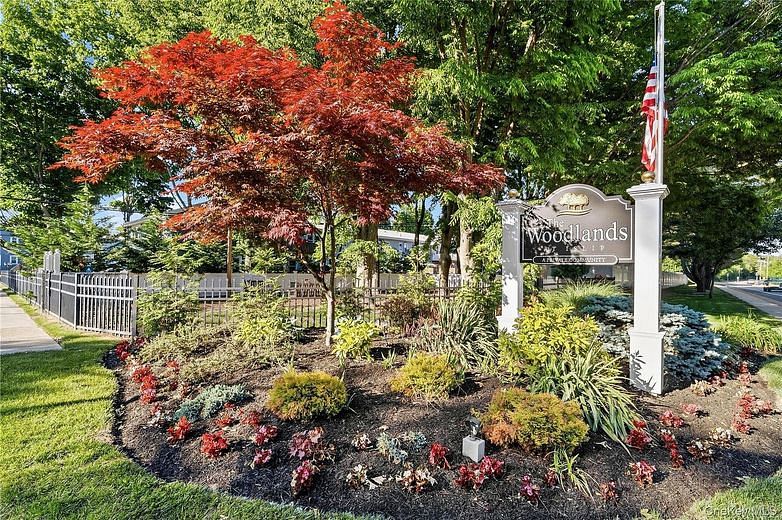 86 Cardinal Lane #2B