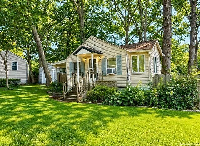 86 N Evergreen Drive