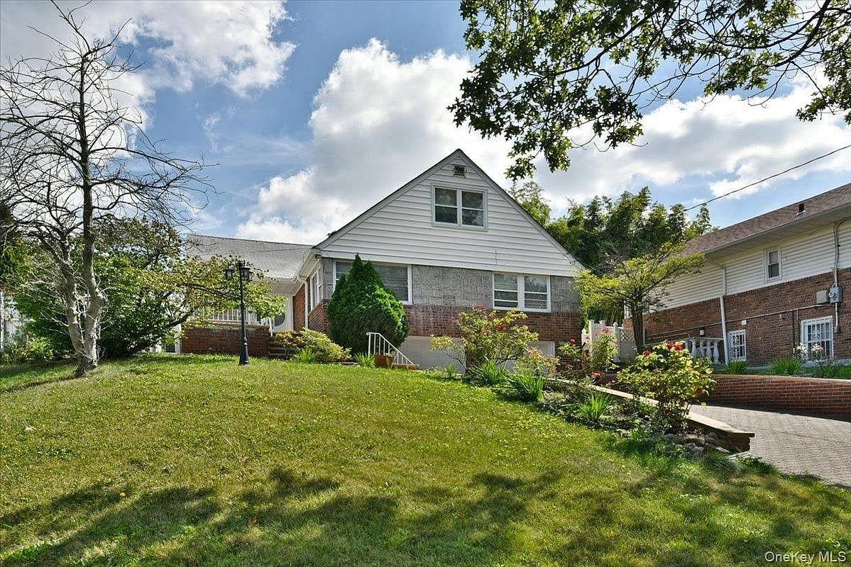 Image 1 of 36 for 8601 Marengo Street in Queens, New York, NY, 11423