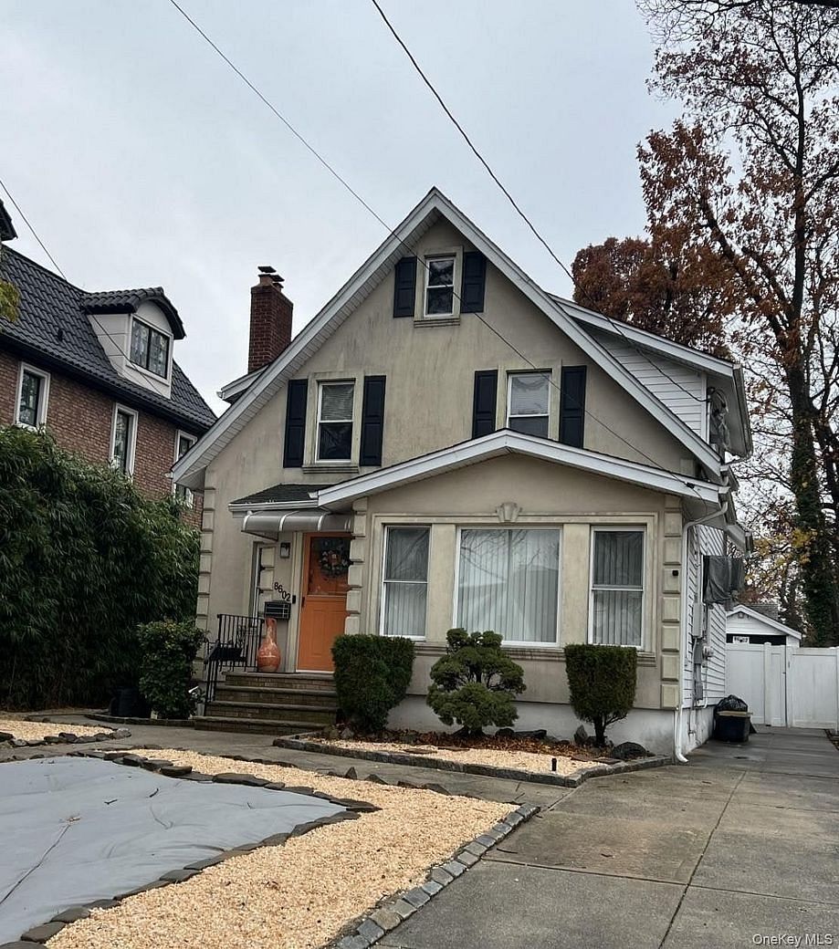 8602 Santiago Street