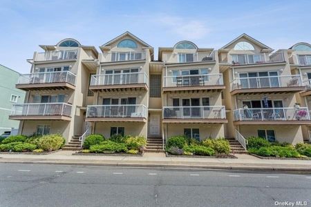 Image 1 of 22 for 113 W Broadway #113 in Long Island, Long Beach, NY, 11561
