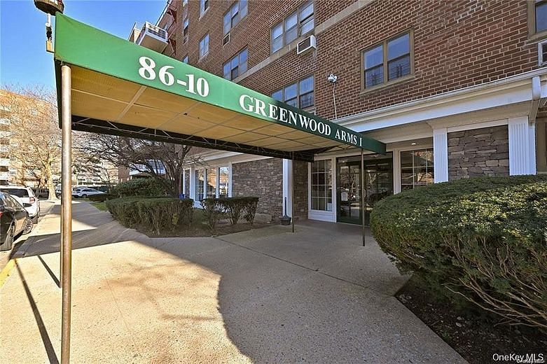 8610 151 Avenue #4N