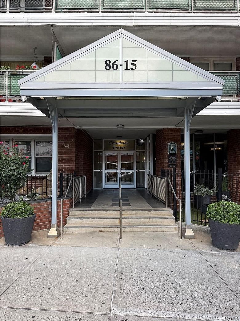 8615 Broadway #7A