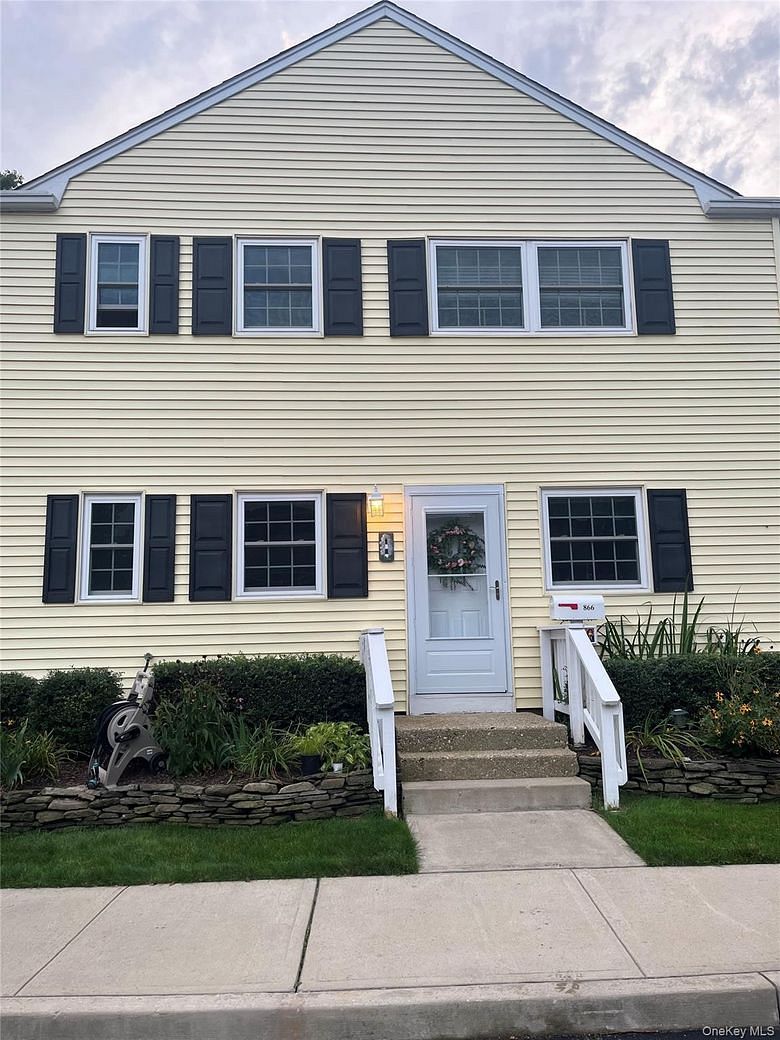 866 Village Drive #866