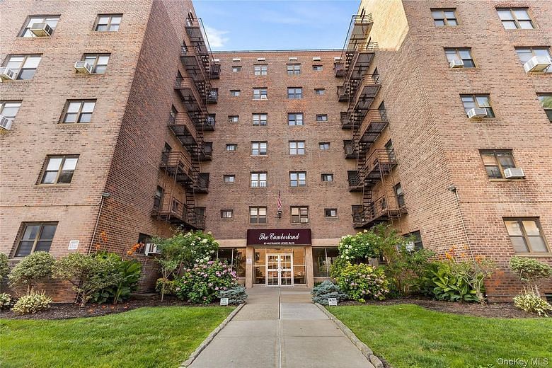 87-40 Francis Lewis Boulevard #42B