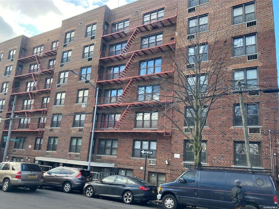Image 1 of 10 for 87-70 173 Street #7K in Queens, Jamaica, NY, 11432