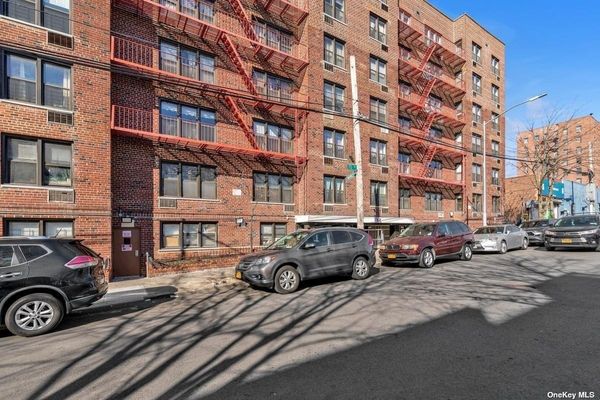 Image 1 of 14 for 87-70 173rd Street #6E in Queens, Jamaica, NY, 11432