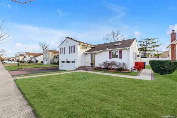 Image 1 of 24 for 87 Forest Road in Long Island, Valley Stream, NY, 11581