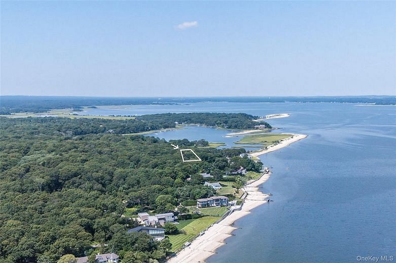 87 Washington Heights Avenue