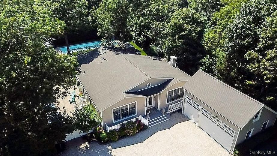 87 Washington Heights Avenue