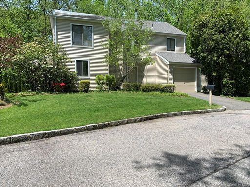Image 1 of 35 for 17 Brookwood Road in Westchester, New Rochelle, NY, 10804
