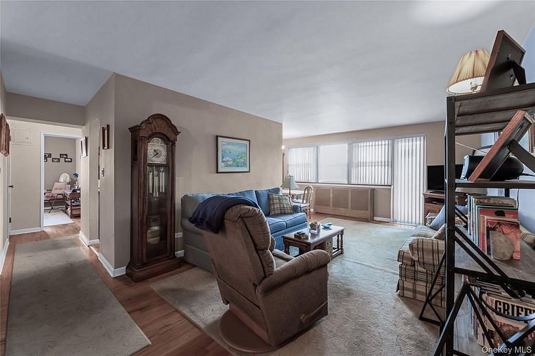 88-08 151 Avenue #5C