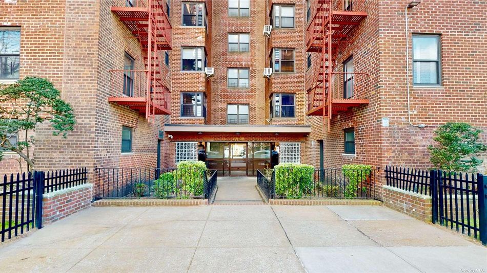 Image 1 of 21 for 88-08 E 32nd. Avenue #F407 in Queens, East Elmhurst, NY, 11369