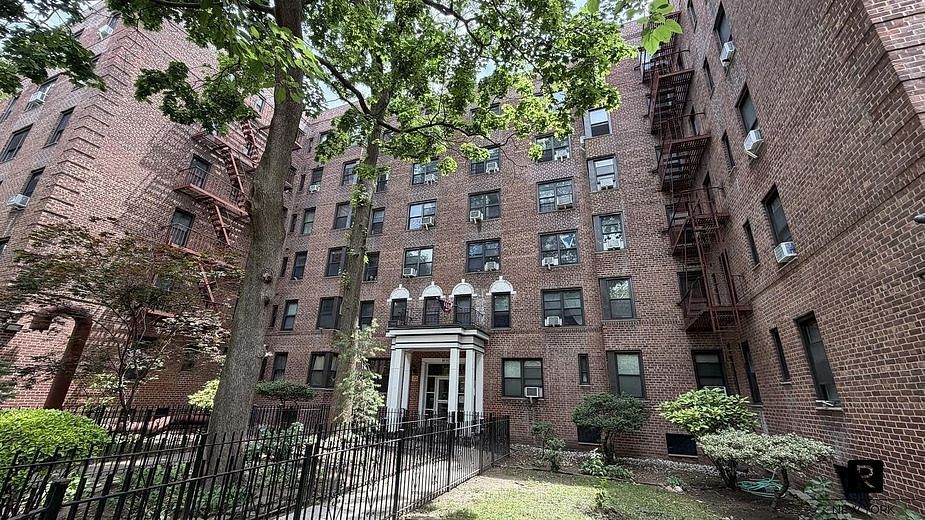 88-10 34th Avenue #2F