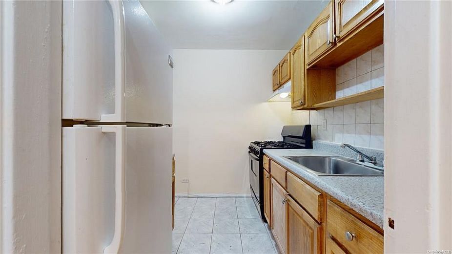 88-10 35th Avenue #2D