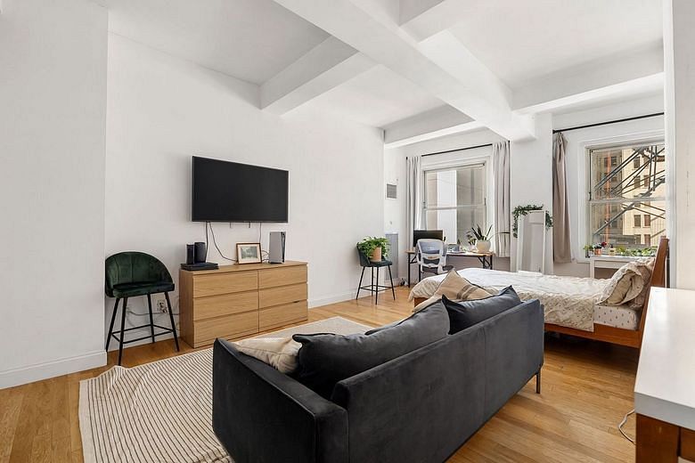 88 Greenwich Street #1005