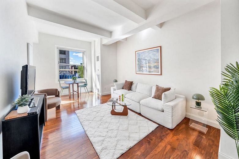88 Greenwich Street #1907