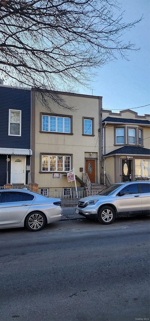 88 Hemlock Street