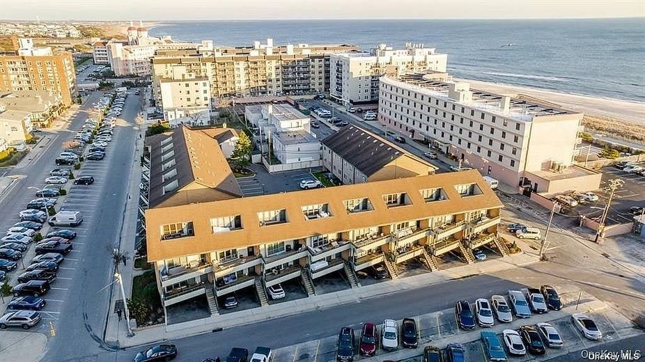 88 Pacific Boulevard