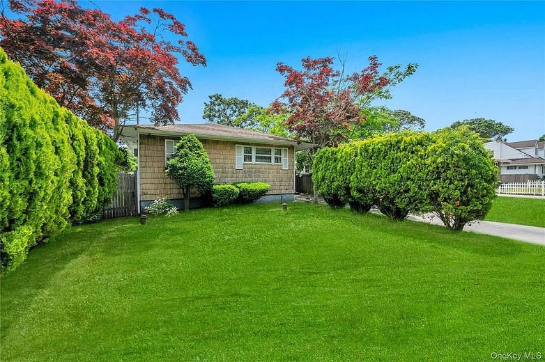 88 Pinewood Drive