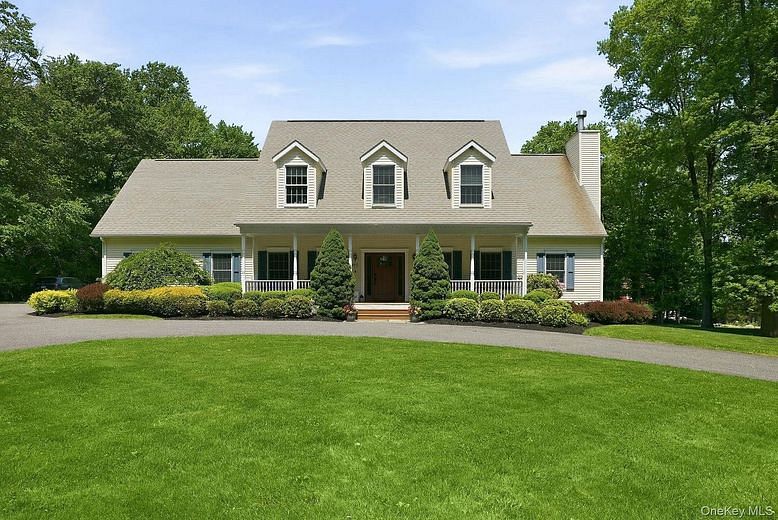 882 Kipling Drive