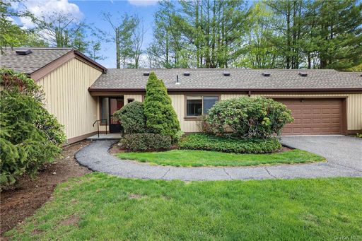 Image 1 of 26 for 284 Heritage Hills #A in Westchester, Somers, NY, 10589
